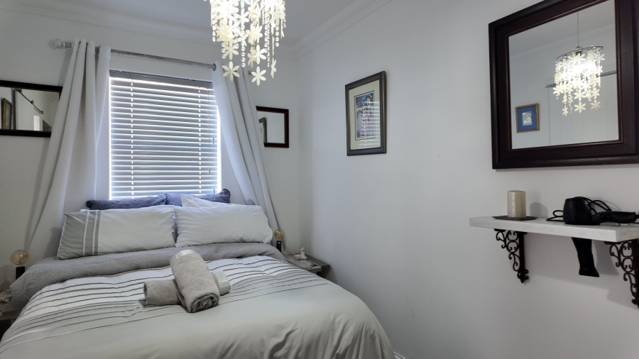 7 Bedroom Property for Sale in Stilbaai Wes Western Cape